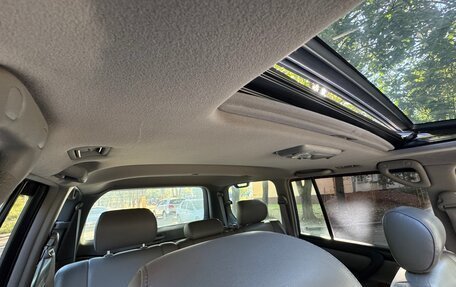 Toyota Land Cruiser 100 рестайлинг 2, 2007 год, 2 900 000 рублей, 11 фотография