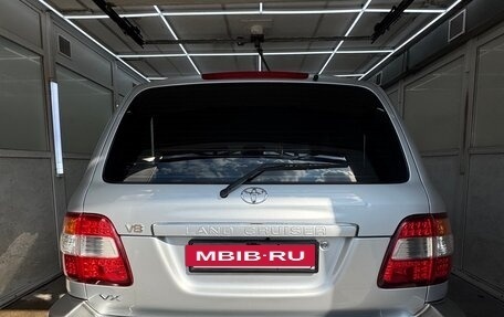 Toyota Land Cruiser 100 рестайлинг 2, 2007 год, 2 900 000 рублей, 4 фотография