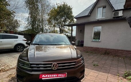 Volkswagen Tiguan II, 2020 год, 3 000 000 рублей, 5 фотография