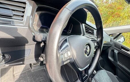 Volkswagen Tiguan II, 2020 год, 3 000 000 рублей, 9 фотография
