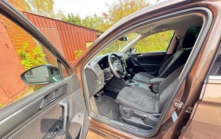 Volkswagen Tiguan II, 2020 год, 3 000 000 рублей, 11 фотография