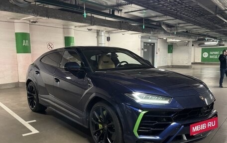 Lamborghini Urus I, 2018 год, 19 000 000 рублей, 2 фотография