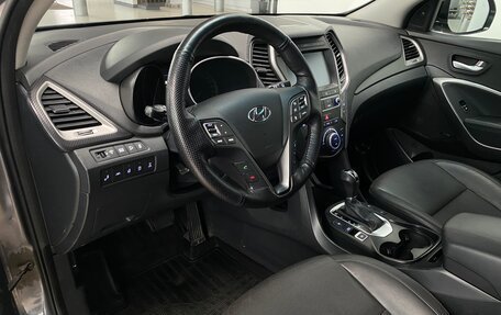 Hyundai Santa Fe III рестайлинг, 2017 год, 1 690 000 рублей, 13 фотография