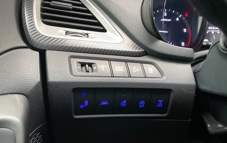 Hyundai Santa Fe III рестайлинг, 2017 год, 1 690 000 рублей, 22 фотография