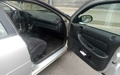 Chrysler Sebring II, 2003 год, 250 000 рублей, 10 фотография