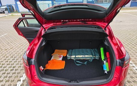 Mazda CX-4, 2023 год, 3 100 000 рублей, 13 фотография