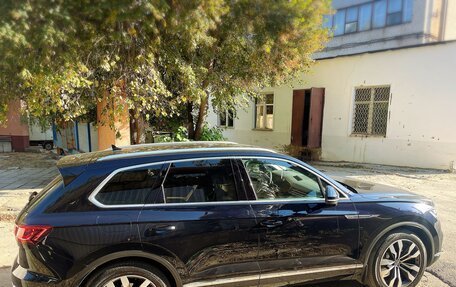 Volkswagen Touareg III, 2018 год, 5 345 000 рублей, 9 фотография