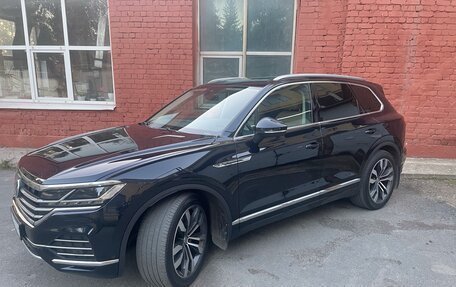Volkswagen Touareg III, 2018 год, 5 345 000 рублей, 17 фотография