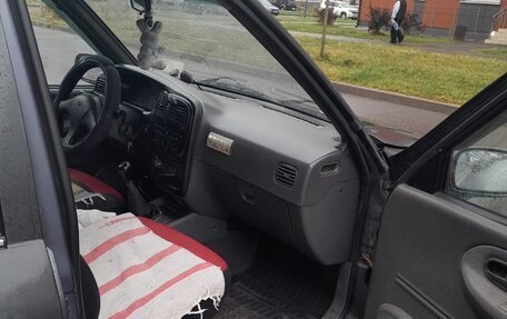 KIA Sportage IV рестайлинг, 2003 год, 240 000 рублей, 8 фотография