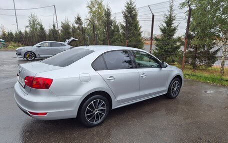 Volkswagen Jetta VI, 2013 год, 1 050 000 рублей, 6 фотография