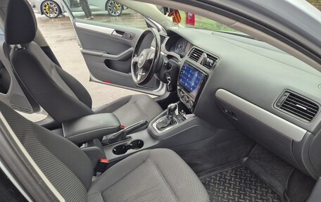 Volkswagen Jetta VI, 2013 год, 1 050 000 рублей, 10 фотография