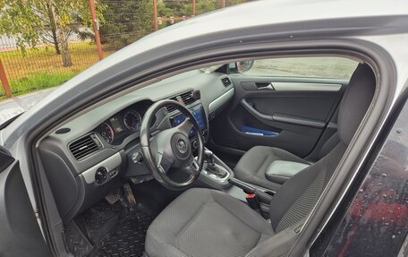 Volkswagen Jetta VI, 2013 год, 1 050 000 рублей, 8 фотография