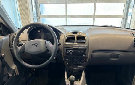 Hyundai Accent II, 2011 год, 350 000 рублей, 9 фотография