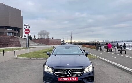 Mercedes-Benz E-Класс, 2018 год, 3 800 000 рублей, 4 фотография