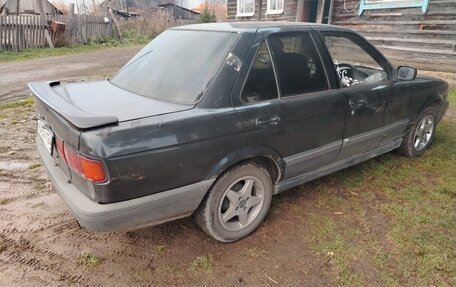 Nissan Sunny, 1991 год, 215 000 рублей, 3 фотография