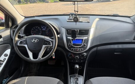Hyundai Solaris II рестайлинг, 2012 год, 650 000 рублей, 6 фотография