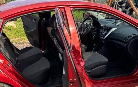 Hyundai Solaris II рестайлинг, 2012 год, 650 000 рублей, 7 фотография