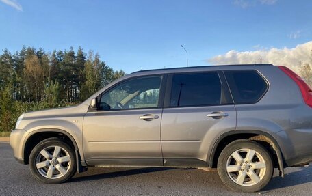 Nissan X-Trail, 2010 год, 750 000 рублей, 2 фотография