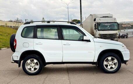 Chevrolet Niva I рестайлинг, 2012 год, 550 000 рублей, 4 фотография