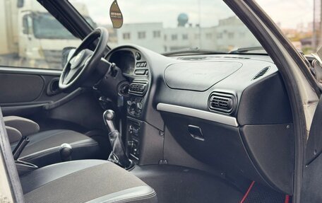 Chevrolet Niva I рестайлинг, 2012 год, 550 000 рублей, 13 фотография