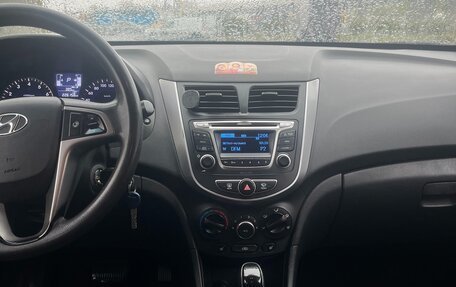 Hyundai Solaris II рестайлинг, 2016 год, 827 000 рублей, 12 фотография