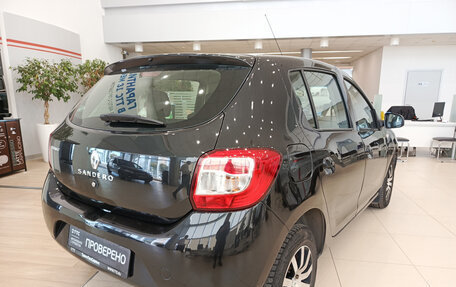 Renault Sandero II рестайлинг, 2016 год, 636 000 рублей, 9 фотография