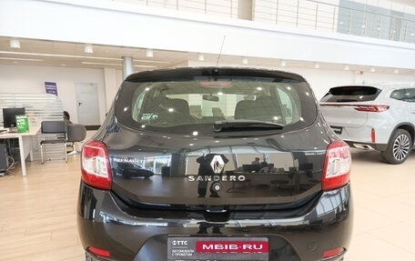 Renault Sandero II рестайлинг, 2016 год, 636 000 рублей, 10 фотография