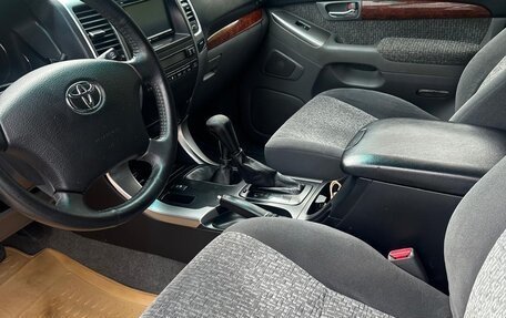 Toyota Land Cruiser Prado 120 рестайлинг, 2007 год, 1 980 000 рублей, 2 фотография