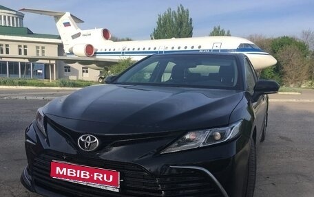 Toyota Camry, 2021 год, 3 500 000 рублей, 1 фотография