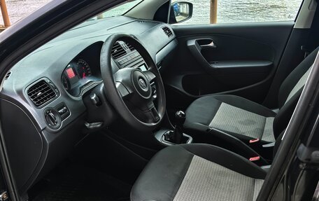 Volkswagen Polo VI (EU Market), 2012 год, 800 000 рублей, 9 фотография