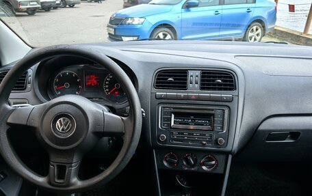 Volkswagen Polo VI (EU Market), 2012 год, 800 000 рублей, 7 фотография