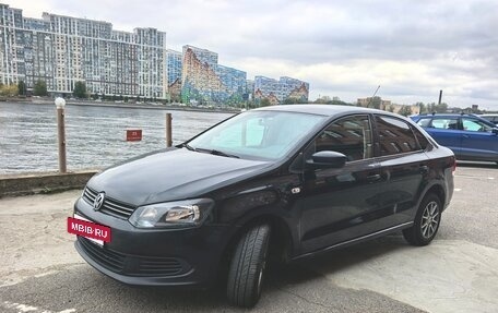 Volkswagen Polo VI (EU Market), 2012 год, 800 000 рублей, 4 фотография