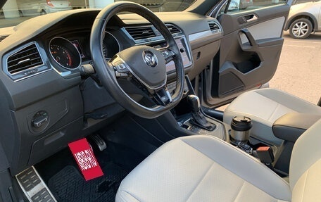 Volkswagen Tiguan II, 2021 год, 3 450 000 рублей, 8 фотография