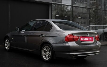 BMW 3 серия, 2011 год, 1 290 000 рублей, 7 фотография