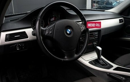 BMW 3 серия, 2011 год, 1 290 000 рублей, 14 фотография