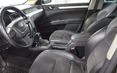 Skoda Superb III рестайлинг, 2013 год, 1 000 000 рублей, 9 фотография