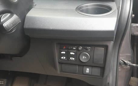 Honda Freed I, 2013 год, 1 400 000 рублей, 11 фотография