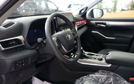 Toyota Highlander, 2025 год, 6 500 000 рублей, 12 фотография