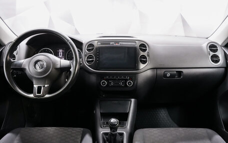 Volkswagen Tiguan I, 2013 год, 1 049 000 рублей, 11 фотография