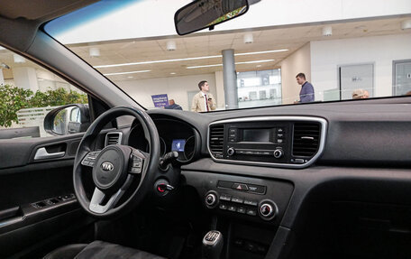 KIA Sportage IV рестайлинг, 2018 год, 1 641 000 рублей, 13 фотография