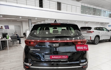 KIA Sportage IV рестайлинг, 2018 год, 1 641 000 рублей, 7 фотография
