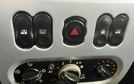 Renault Sandero I, 2011 год, 565 000 рублей, 16 фотография