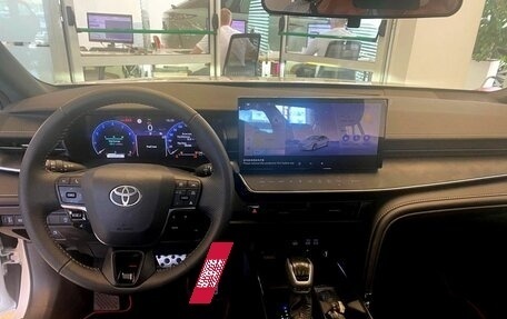 Toyota Camry, 2025 год, 4 550 000 рублей, 7 фотография