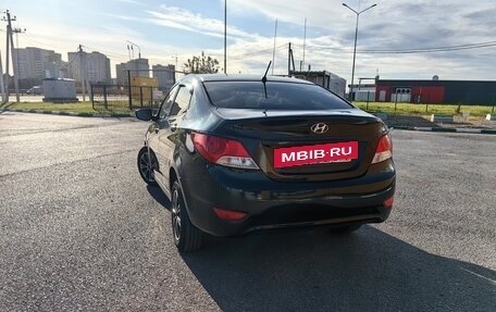 Hyundai Solaris II рестайлинг, 2013 год, 830 000 рублей, 3 фотография