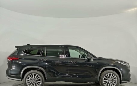 Toyota Highlander, 2024 год, 6 590 000 рублей, 4 фотография