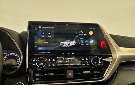 Toyota Highlander, 2024 год, 6 590 000 рублей, 14 фотография