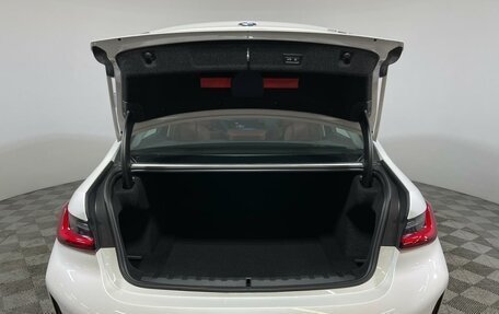 BMW 3 серия, 2024 год, 5 850 000 рублей, 9 фотография