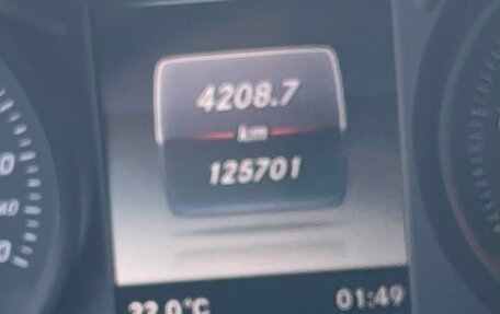 Mercedes-Benz V-Класс, 2018 год, 4 900 000 рублей, 6 фотография