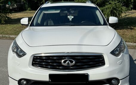 Infiniti FX II, 2010 год, 2 000 000 рублей, 2 фотография