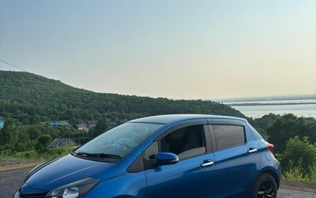 Toyota Vitz, 2014 год, 730 000 рублей, 2 фотография